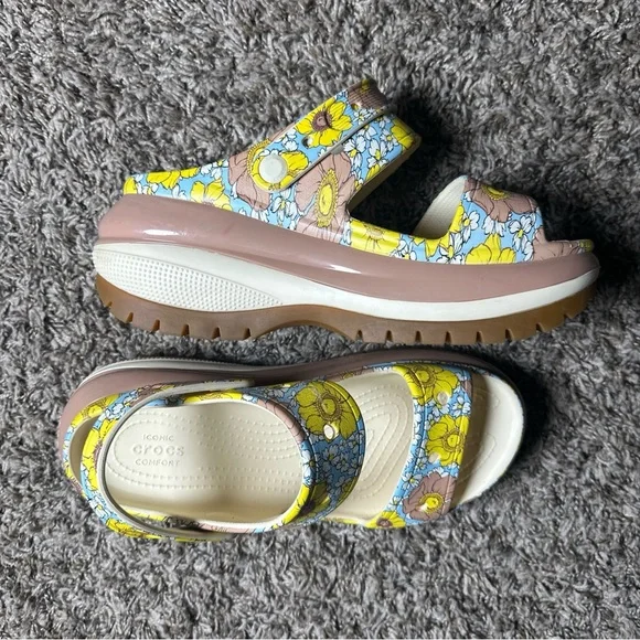 CROCS Mega Crush Retro Floral Sandals Vanilla Cork Size Men’s 8 Women’s 10 - Picture 3 of 12